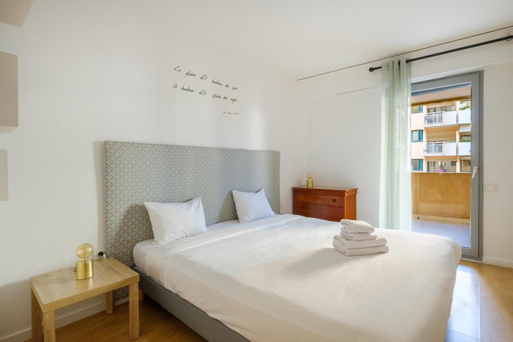 Residhotel Villa Maupassant Cannes Exterior photo